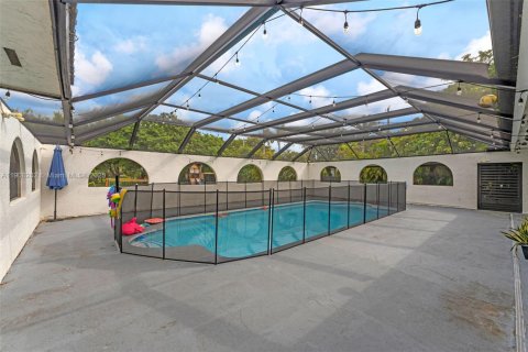 Купить виллу или дом в Майами, Флорида 5 спален, 203.55м2, № 1974308 - фото 26