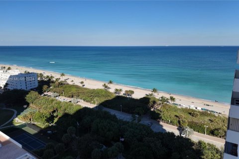 Copropriété à louer à Hollywood, Floride: 2 chambres, 145.86 m2 № 1727932 - photo 21