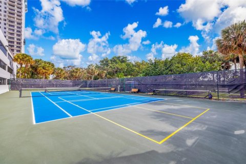 Copropriété à louer à Hollywood, Floride: 2 chambres, 145.86 m2 № 1727932 - photo 29