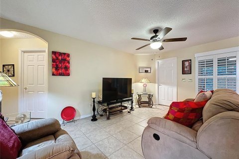House in Clermont, Florida 2 bedrooms, 129.51 sq.m. № 1773013 - photo 17