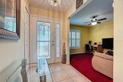 House in Clermont, Florida 2 bedrooms, 129.51 sq.m. № 1773013 - photo 6