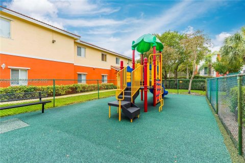 Copropriété à vendre à Davie, Floride: 3 chambres, 136.94 m2 № 2350960 - photo 22