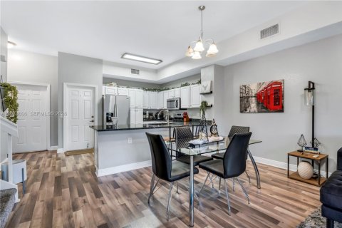 Copropriété à vendre à Davie, Floride: 3 chambres, 136.94 m2 № 2350960 - photo 6