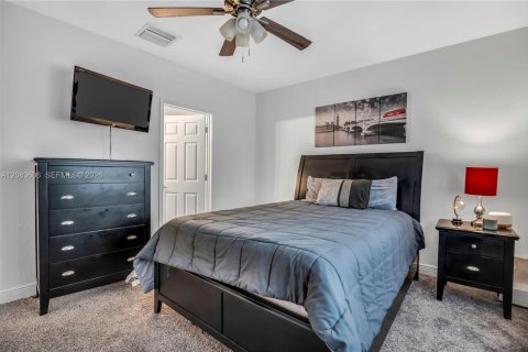 Copropriété à vendre à Davie, Floride: 3 chambres, 136.94 m2 № 2350960 - photo 12