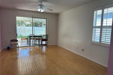 House in Orlando, Florida 4 bedrooms, 188.78 sq.m. № 1919707 - photo 13