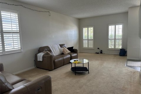 House in Orlando, Florida 4 bedrooms, 188.78 sq.m. № 1919707 - photo 3