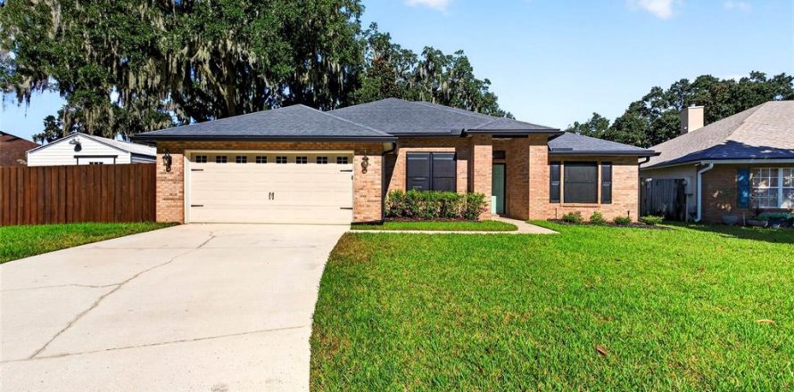Villa ou maison à Jacksonville, Floride 4 chambres, 191.1 m2 № 2415161