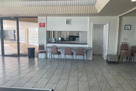 Condo in Sunrise, Florida, 2 bedrooms № 2083684 - photo 27