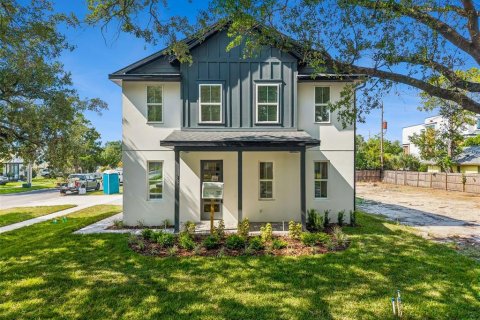 Adosado en Orlando, Florida 3 dormitorios, 162.67 m2 № 2315105