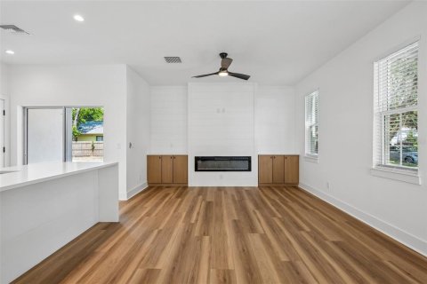 Adosado en venta en Orlando, Florida, 3 dormitorios, 162.67 m2 № 2315105 - foto 6