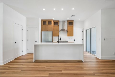 Adosado en venta en Orlando, Florida, 3 dormitorios, 162.67 m2 № 2315105 - foto 8