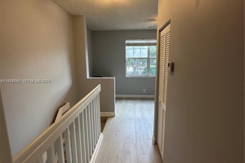 Adosado en alquiler en Weston, Florida, 2 dormitorios, 91.97 m2 № 1995695 - foto 13