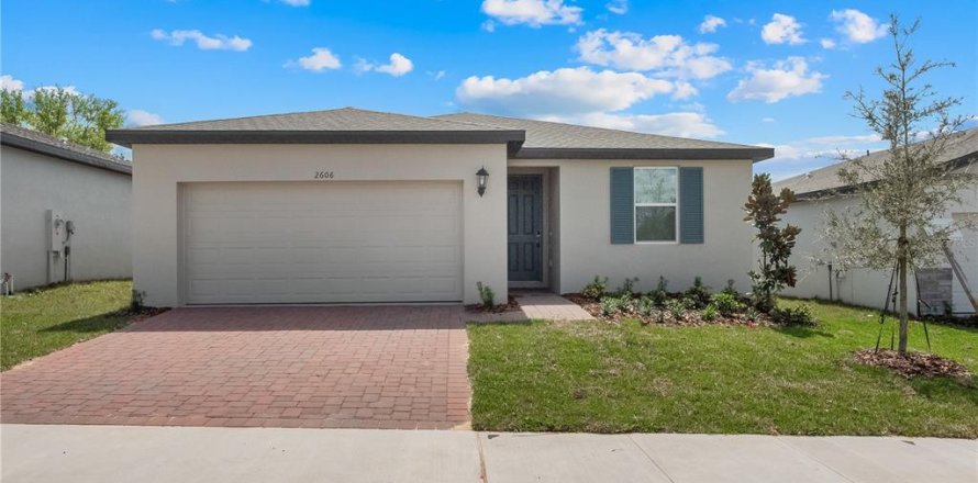 House in Davenport, Florida 3 bedrooms, 157.93 sq.m. № 2150561
