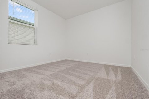 House in Davenport, Florida 3 bedrooms, 157.93 sq.m. № 2150561 - photo 17