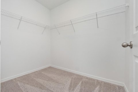 House in Davenport, Florida 3 bedrooms, 157.93 sq.m. № 2150561 - photo 13