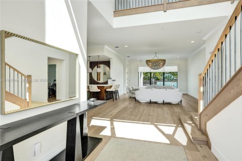House in Boca Raton, Florida 5 bedrooms, 573.67 sq.m. № 2008878 - photo 14
