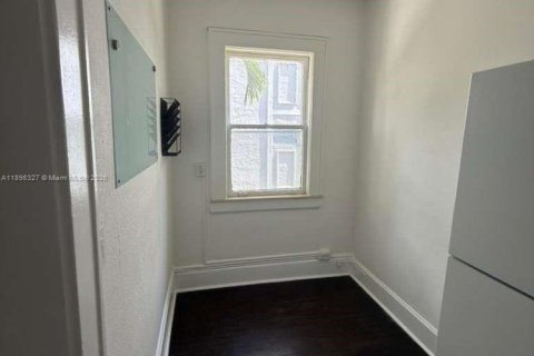 Снять в аренду кондоминиум в Корал-Гейблс, Флорида 32.61м2, № 1949479 - фото 10