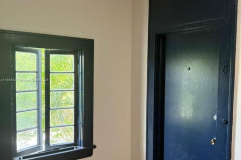 Снять в аренду кондоминиум в Корал-Гейблс, Флорида 32.61м2, № 1949479 - фото 4