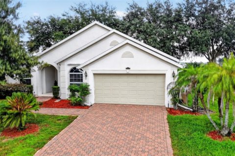 Casa en Clermont, Florida 3 dormitorios, 139.54 m2 № 2386157