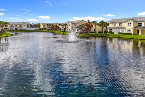 Купить таунхаус в Сент-Луси, Флорида 3 комнаты, 170.94м2, № 1964113 - фото 18