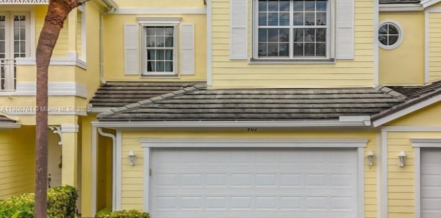 Таунхаус в Сент-Луси, Флорида 3 комнаты, 170.94м2 № 1964113