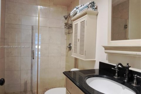 Снять в аренду кондоминиум в Санни-Айлс-Бич, Флорида 2 спальни, 70.05м2, № 1893256 - фото 12