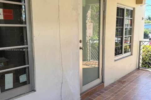 Condominio en venta en Miami Beach, Florida, 1 dormitorio, 65.96 m2 № 1985385 - foto 7