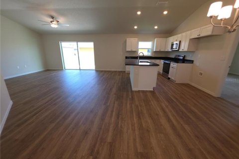Villa ou maison à vendre à Citrus Springs, Floride: 4 chambres, 160.63 m2 № 2312259 - photo 2