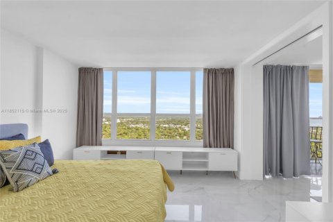 Copropriété à louer à Miami, Floride: 1 chambre, 76.92 m2 № 1871318 - photo 11