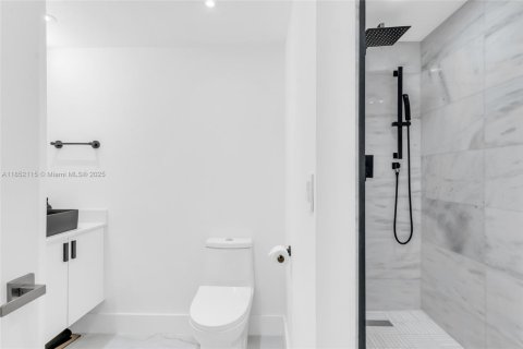 Copropriété à louer à Miami, Floride: 1 chambre, 76.92 m2 № 1871318 - photo 17
