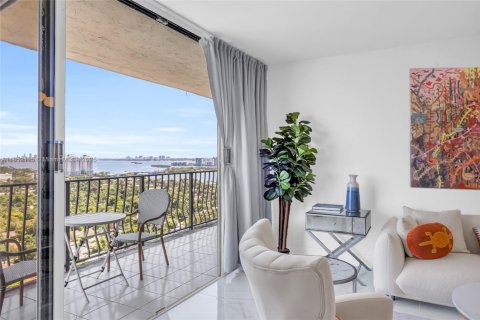 Copropriété à louer à Miami, Floride: 1 chambre, 76.92 m2 № 1871318 - photo 7