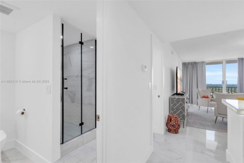 Copropriété à louer à Miami, Floride: 1 chambre, 76.92 m2 № 1871318 - photo 15