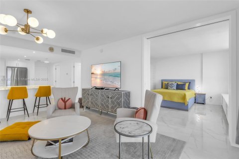 Copropriété à louer à Miami, Floride: 1 chambre, 76.92 m2 № 1871318 - photo 6