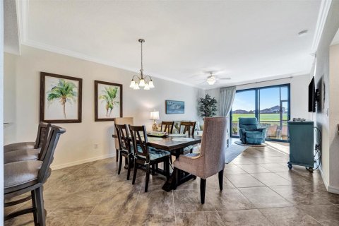 Condo in Bradenton, Florida, 2 bedrooms in LAKEWOOD NATIONAL  № 1562316 - photo 21