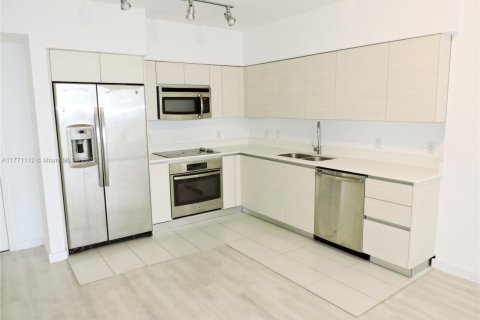 Condominio en venta en Miami, Florida, 1 dormitorio, 69.4 m2 № 1596195 - foto 5