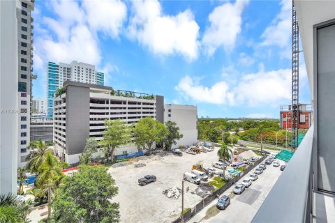 Condo in Miami, Florida  № 2045738 - photo 29