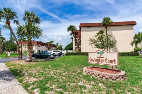 Condo in Saint Petersburg, Florida, 1 bedroom  № 1795448 - photo 20