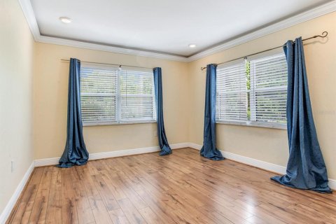Condo in Saint Petersburg, Florida, 1 bedroom  № 1795448 - photo 15