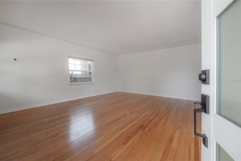 Casa en venta en Saint Petersburg, Florida, 4 dormitorios, 202.43 m2 № 1834880 - foto 11