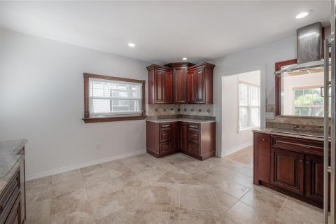 Casa en venta en Saint Petersburg, Florida, 4 dormitorios, 202.43 m2 № 1834880 - foto 20