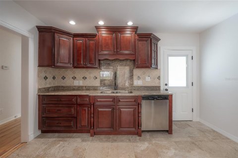 Casa en venta en Saint Petersburg, Florida, 4 dormitorios, 202.43 m2 № 1834880 - foto 18