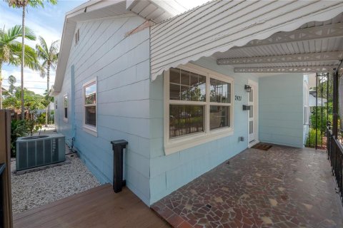 Casa en venta en Saint Petersburg, Florida, 4 dormitorios, 202.43 m2 № 1834880 - foto 8