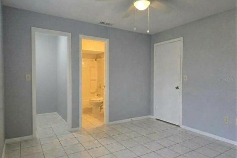 Appartement à louer à Auburndale, Floride: 1 chambre, 79.43 m2 № 2410484 - photo 8