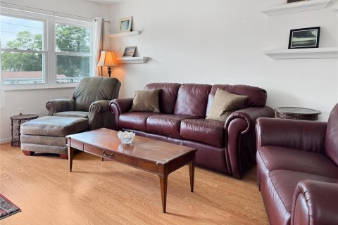 Copropriété à vendre à Saint Petersburg, Floride: 2 chambres, 95.69 m2 № 1619021 - photo 3