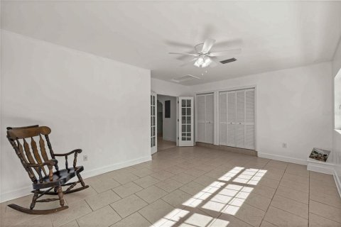 Casa en venta en Ocala, Florida, 5 dormitorios, 225.38 m2 № 2199566 - foto 19