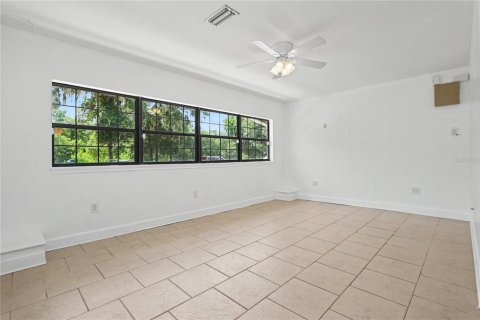 Casa en venta en Ocala, Florida, 5 dormitorios, 225.38 m2 № 2199566 - foto 17