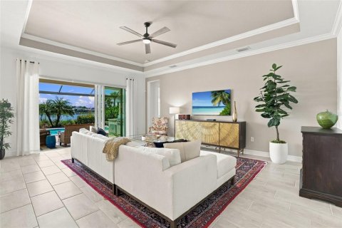 Casa en venta en Fort Myers, Florida, 4 dormitorios, 253.16 m2 № 2418486 - foto 8