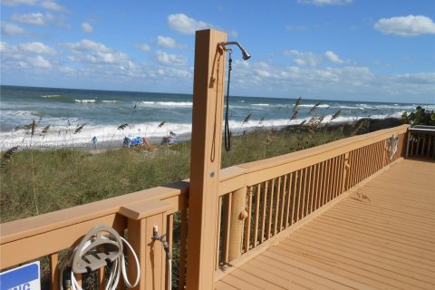 Condo in Jensen Beach, Florida, 2 bedrooms  № 2014880 - photo 10