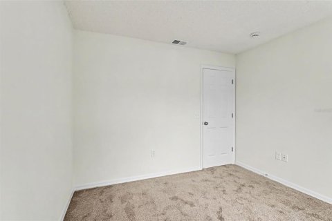 House in Sanford, Florida 4 bedrooms, 206.43 sq.m. № 2259372 - photo 13