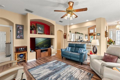 Casa en venta en Tavares, Florida, 3 dormitorios, 142.6 m2 № 2208005 - foto 4
